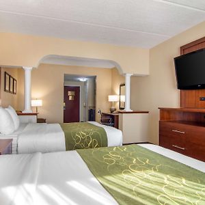 Queen Suite Two Queen Beds Non-Smoking